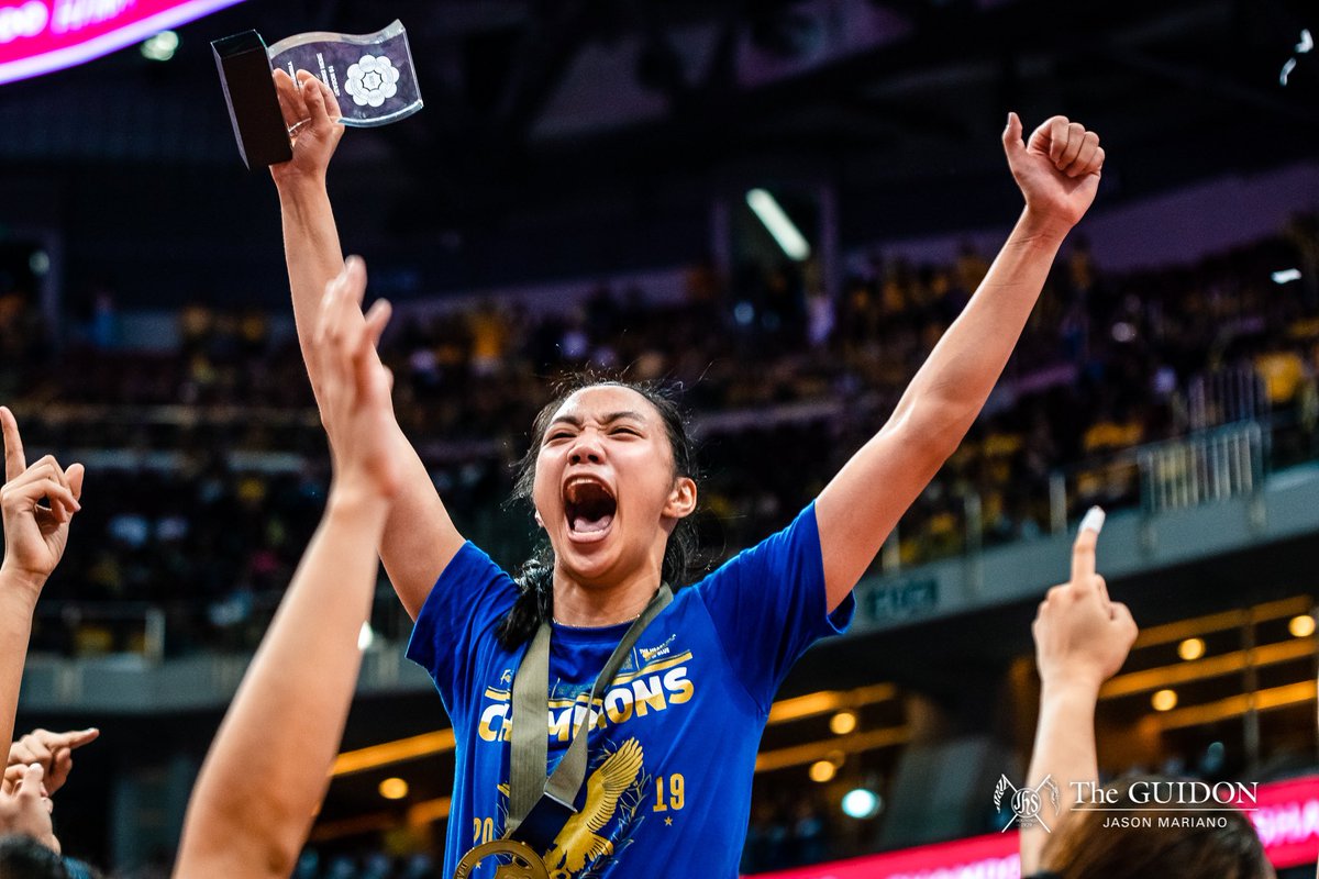 _isblbtrzdln's tweet photo. Good morning, MVP! Congrats, bb. I'm so happy for you. Alam mo ang hirap mong pakawalan but it lessens the pain of letting you go because we're letting you go as a champion. This is the UAAP exit that you deserve. Thank you, Captain, mahal na mahal kita. #BeaForFive was worth it! https://t.co/YZHC3sXu0G