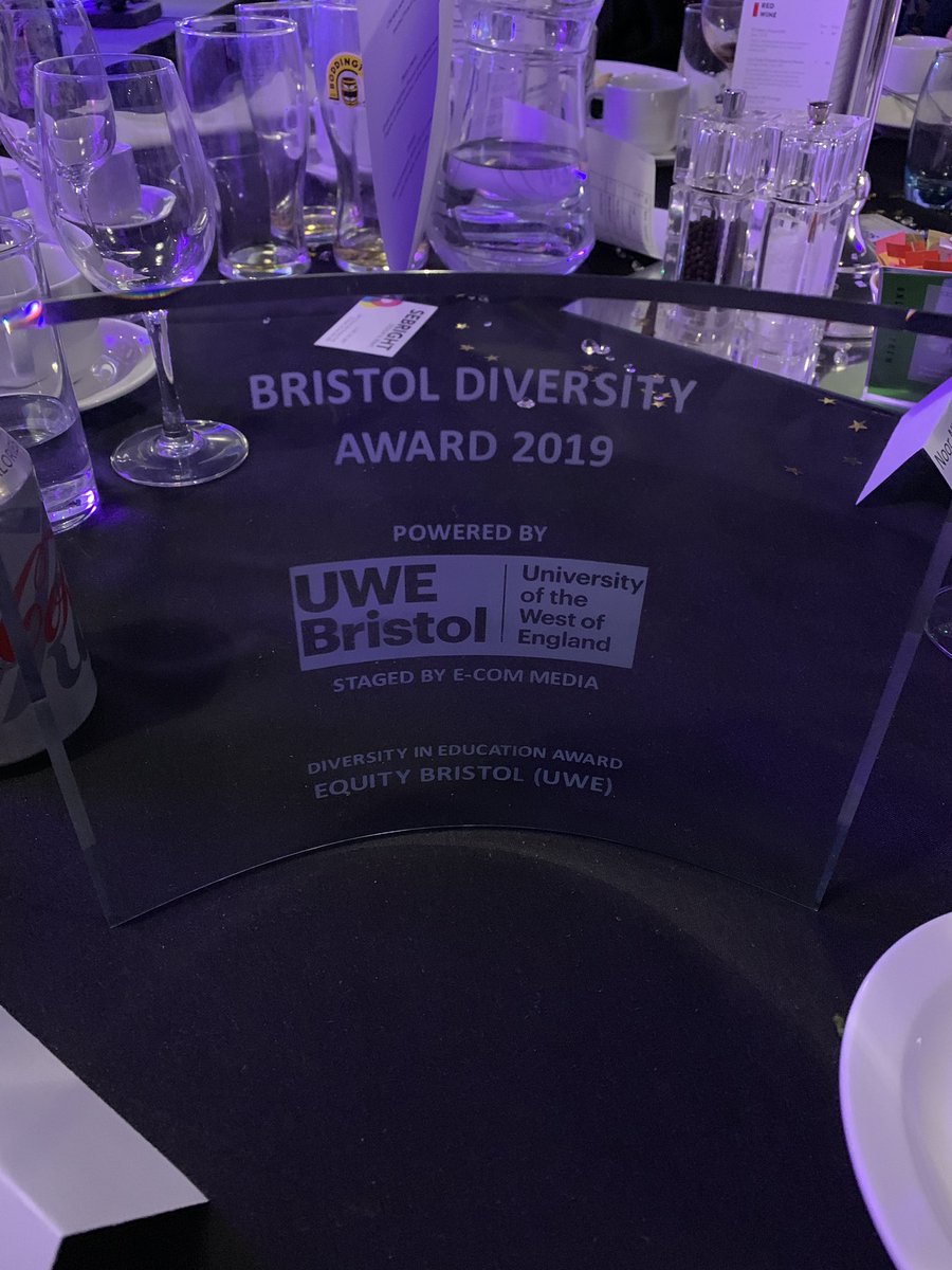 WE WON (another one)!!! 😏 Huge shoutout to @doczkhan @DonnaWhitehead9 @AlexMormoris, Noor, Josie, the student committee and steering board + the rest of the #groundbreaking team behind @Bristol_Equity #racematters #bristoldiversityawards #BDA2019