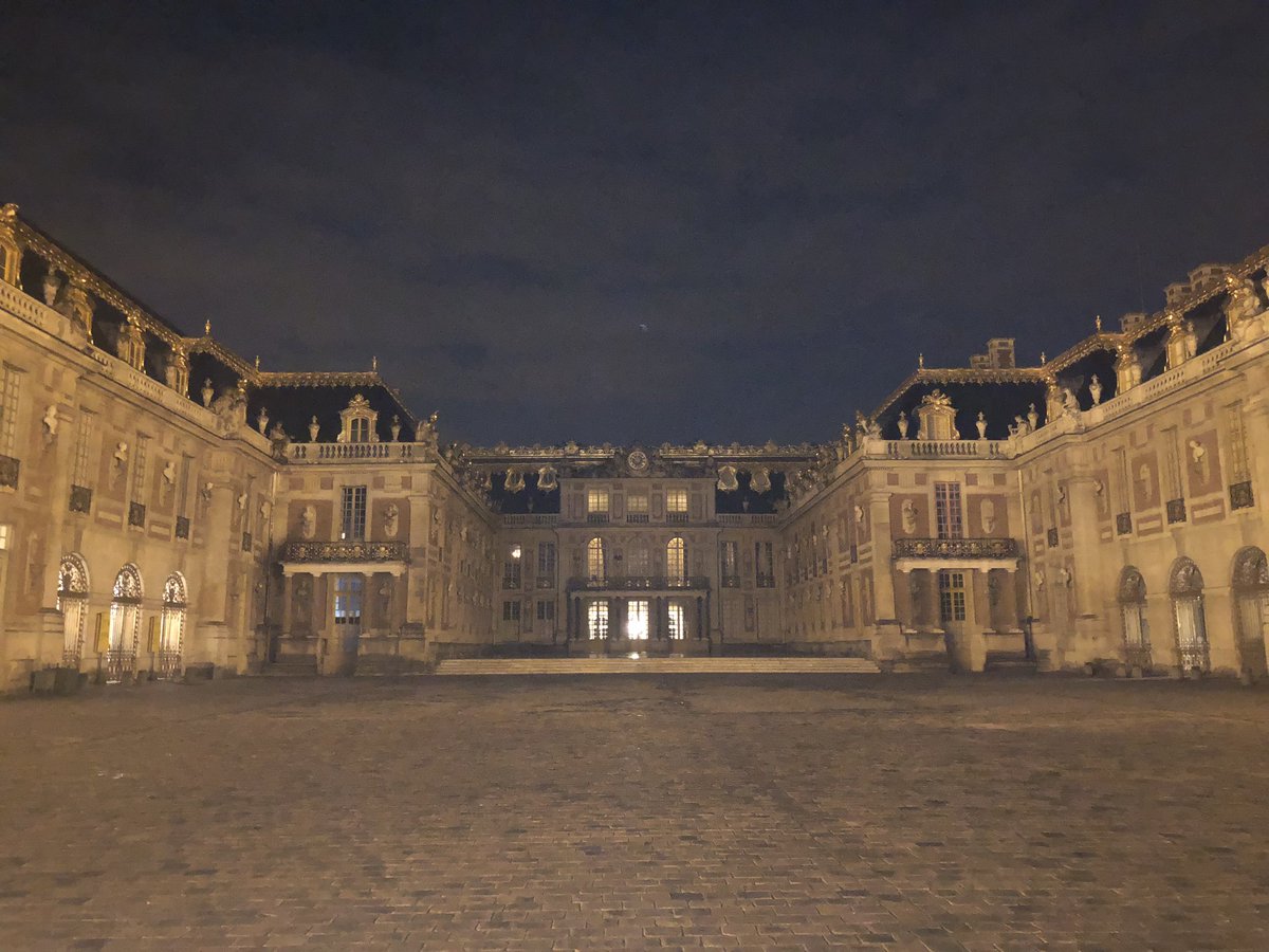 jpnaquet's tweet photo. Seul au château de Versailles à Minuit pour la Nuit Européenne des Musées 2019 @CVersailles #versailles #NuitEuropeenneDesMusees https://t.co/HTmAgsgVoq