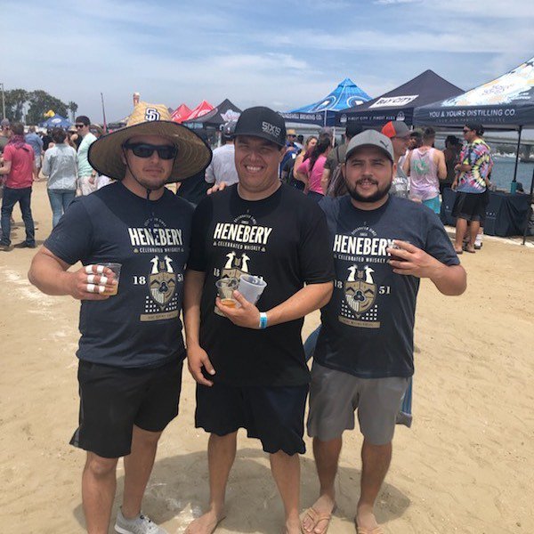 HeneberyWhiskey's tweet photo. Our squad is representing at the @ombacsd OTL Beerfest! #heneberywhiskey #heneberywhiskey #californiawhiskey #sdspirits #henebery #otl #marinerspoint https://t.co/Y9DB0Fx09h https://t.co/zvxPtnrUUM