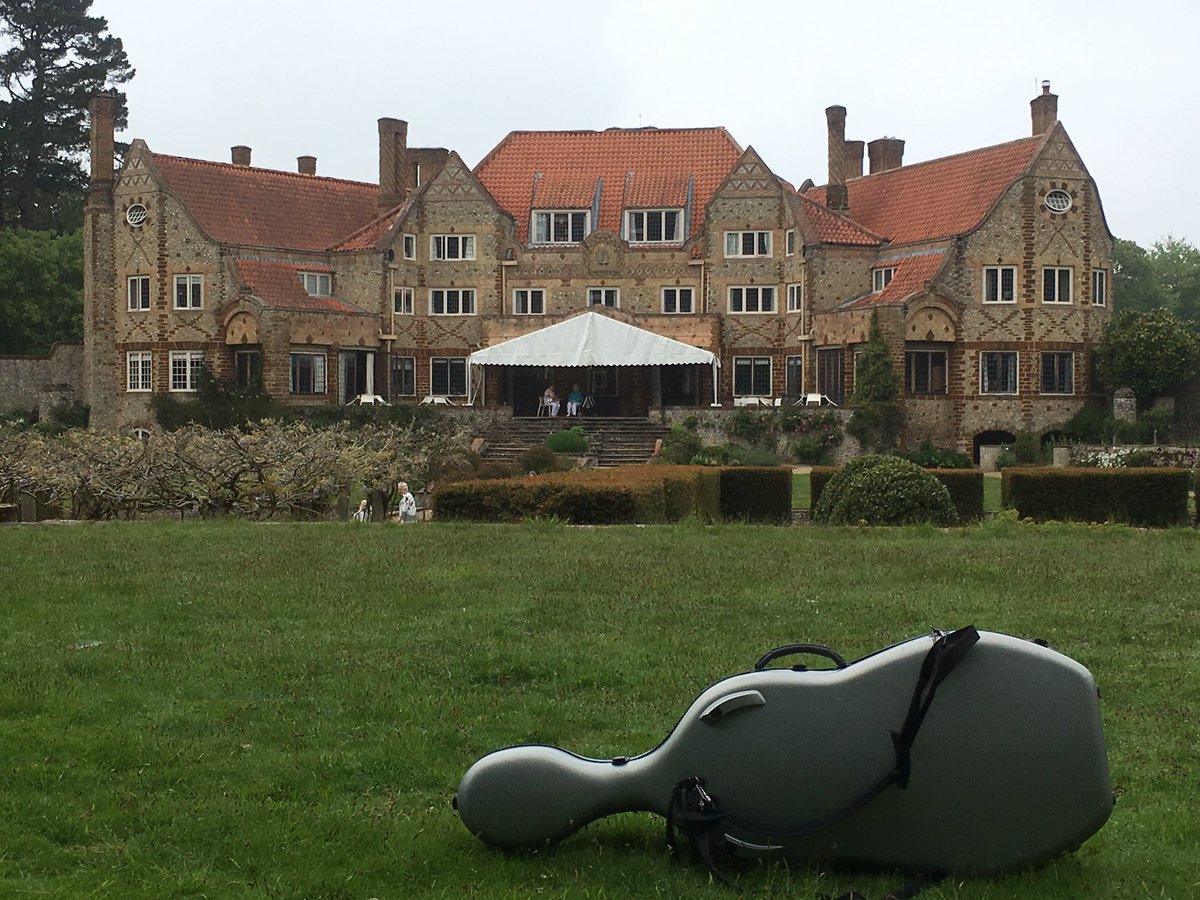 BlytheStringQ's tweet image. Today’s stunning backdrop for Jenny &amp;amp; Heath’s #wedding. @voewoodthehouse #norfolk #stringquartet