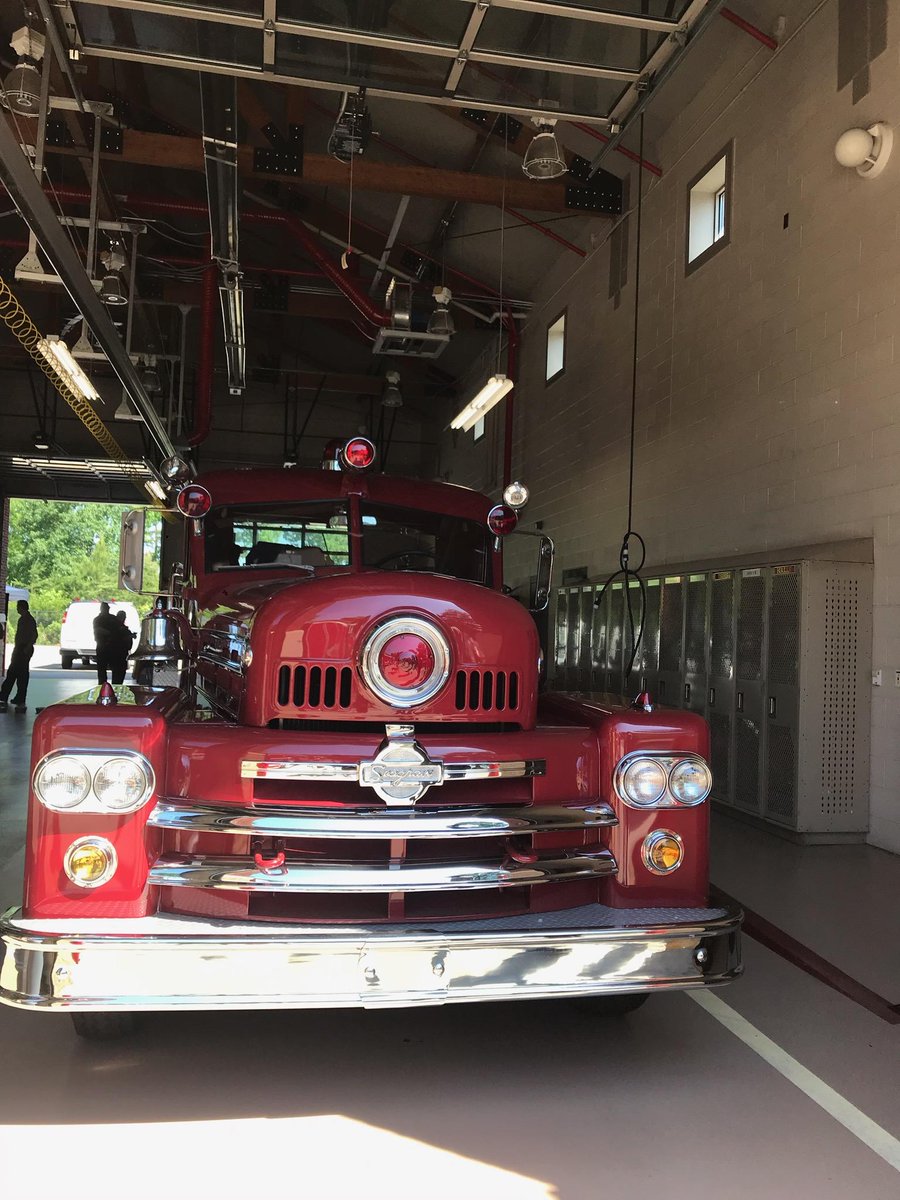 animals_clt's tweet image. We had a great, albeit hot, day with @charlottefire in Rivergate! 10 of 19 dogs found new homes; including heartworm positive Buddy who will be going through the #Foster2Adopt process. Thank you to CFD for the accommodations &amp;amp; all the volunteers who helped handle our #ACCpups!