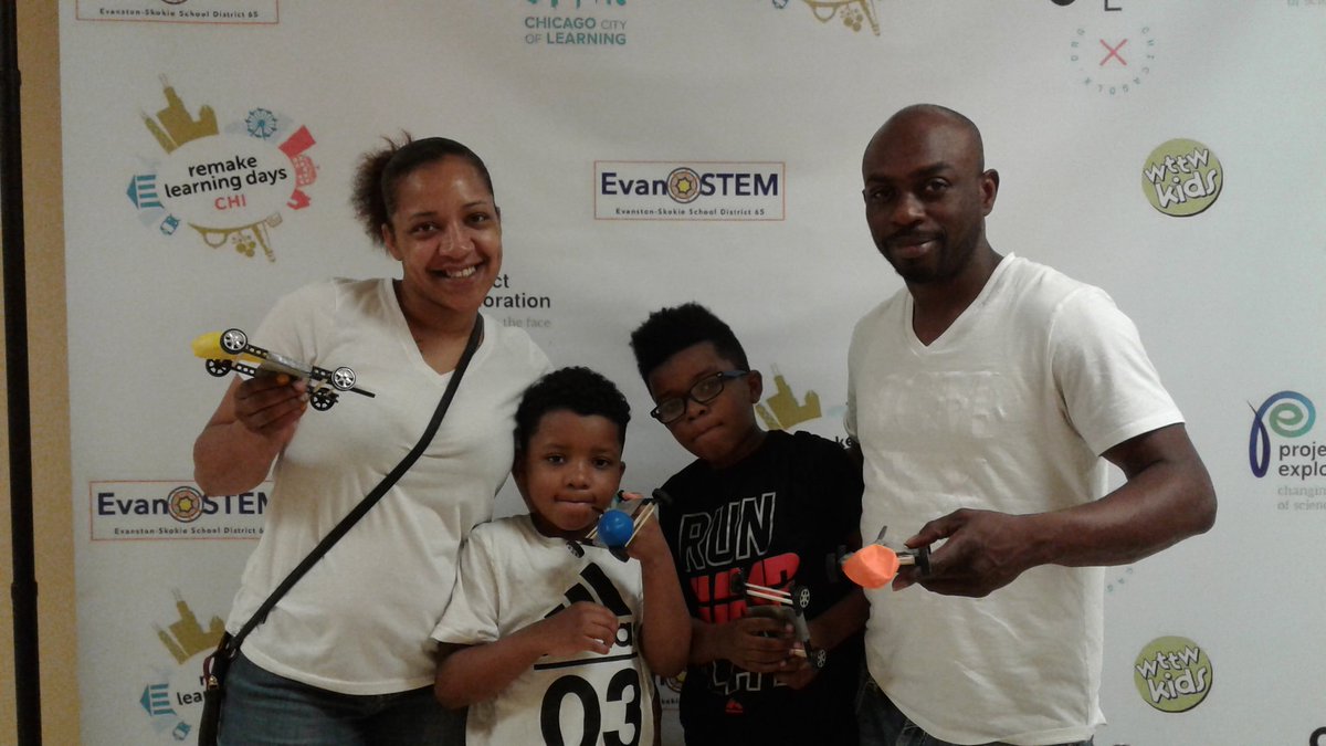 sftinitiative's tweet photo. Families learning together #Remakedayschi @ProjExplore in Austin neighborhood with @sftinitiative @ColumbiaChi https://t.co/54rKyFHjIs