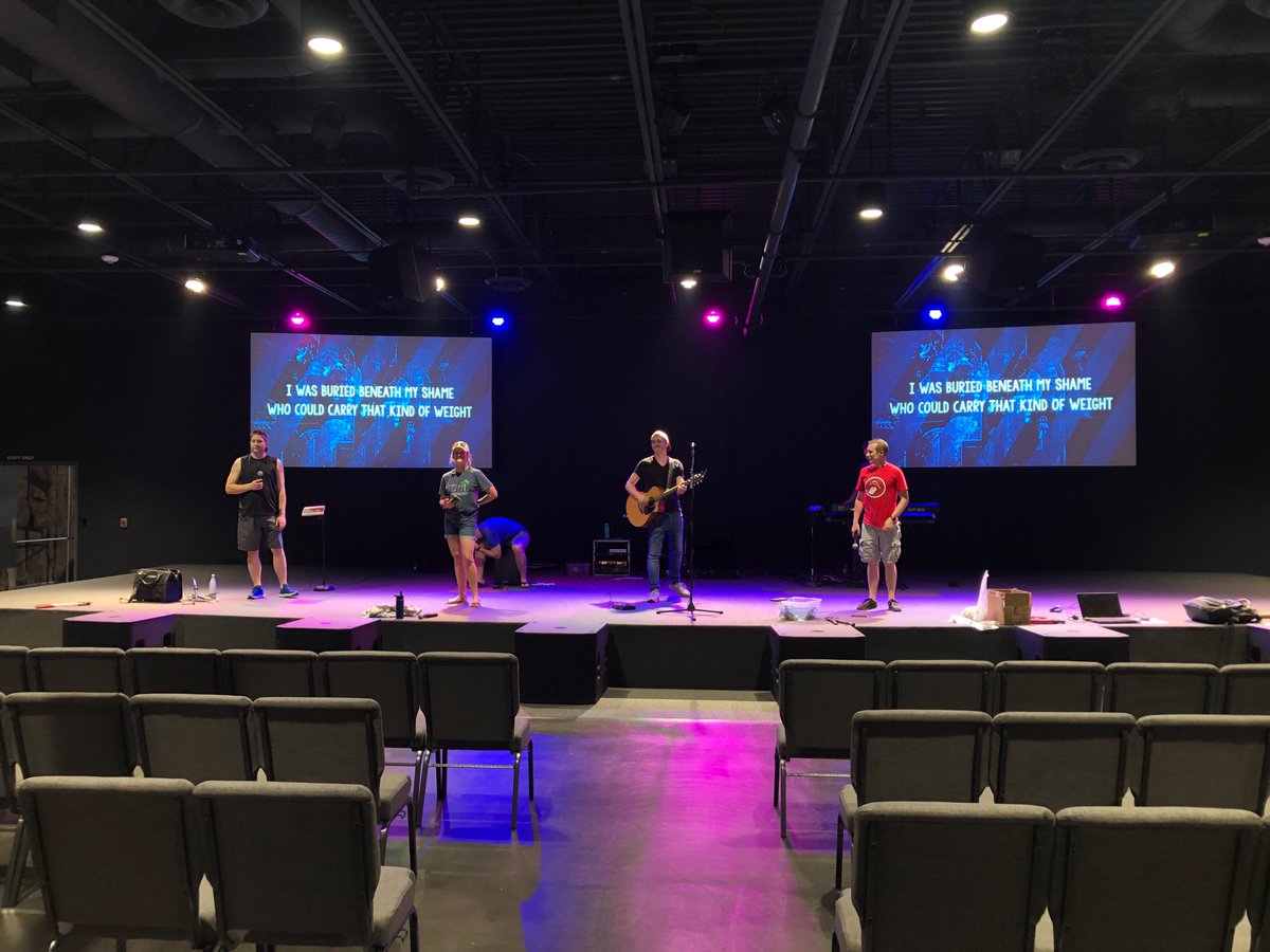 KaleBooher's tweet photo. First rehearsal in the new space! ⁦@LP_Delaware⁩ https://t.co/w6hYgoXh8V