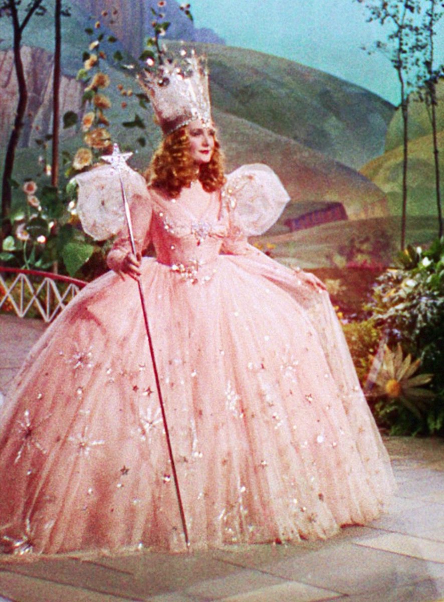 JustLucyMusic's tweet photo. Australia's look tonight did seem a bit familiar... 
#Eurovision https://t.co/sDw4bEL4Jl