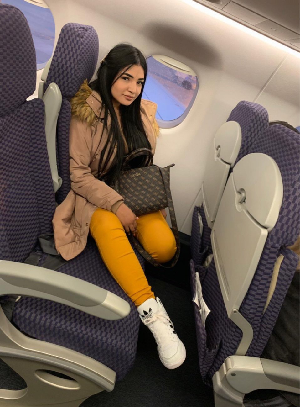 Anhastacia Fox on Twitter: "A donde les gustaría que fuera? ☺️…