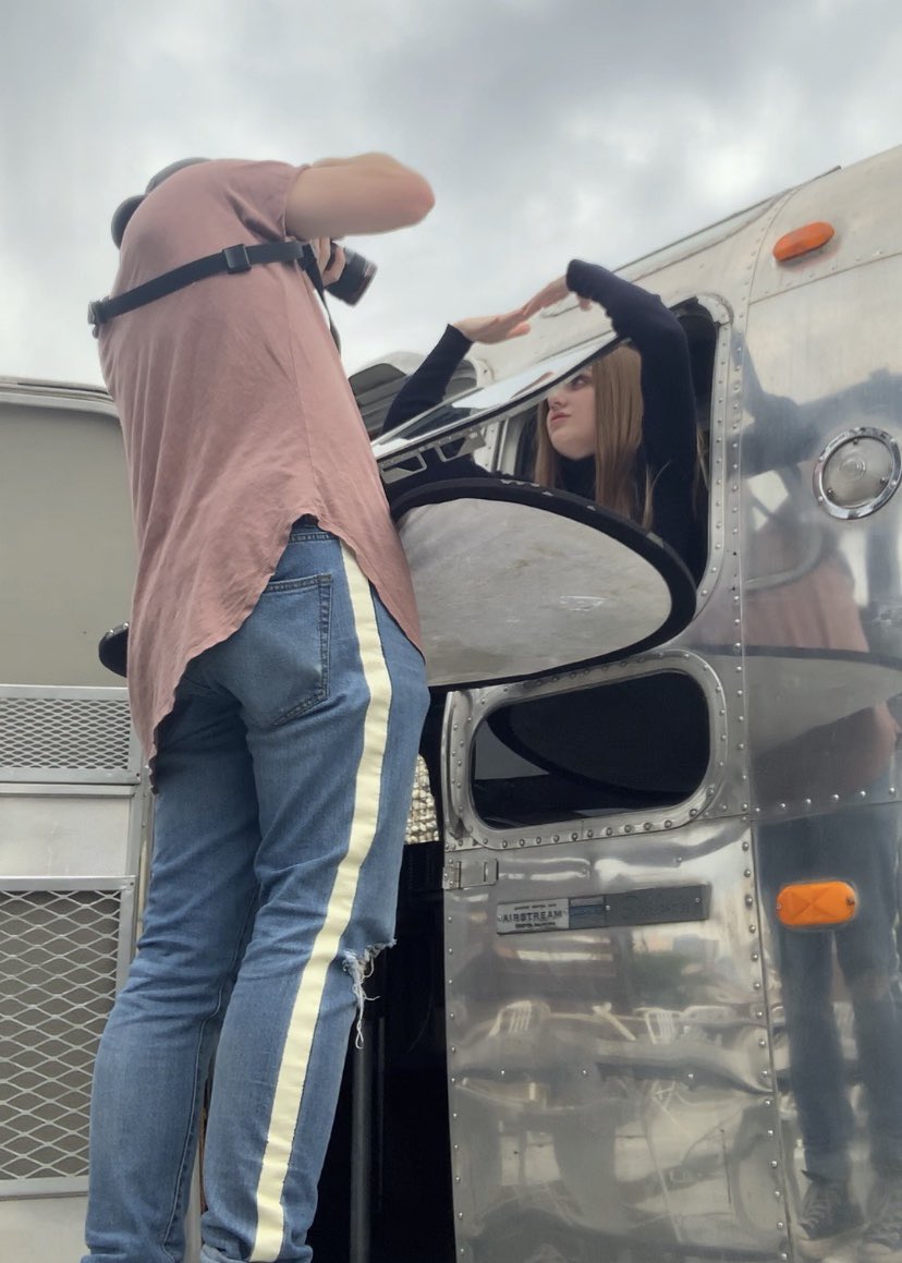 DruePhoto's tweet image. Shadows come in HANDy 😉✨