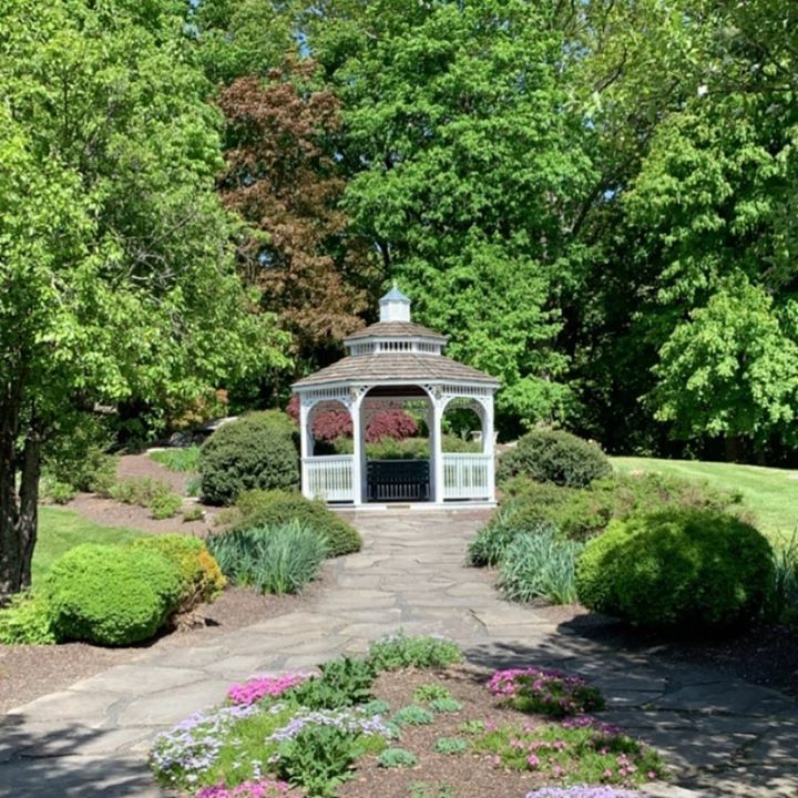 JPJeanine's tweet photo. Today’s office is finally a beautiful day for an outdoor wedding at Tarrywile. #wedding #outdoorwedding #gazebowedding #tarrywile #tarrywilepark #tarrywileparkandmansion #tarrywilemansion #danburyct #justiceofthepeace #ctweddingofficiant #officiant #livingthelifeilove #sprin… https://t.co/K5NihRLPA4