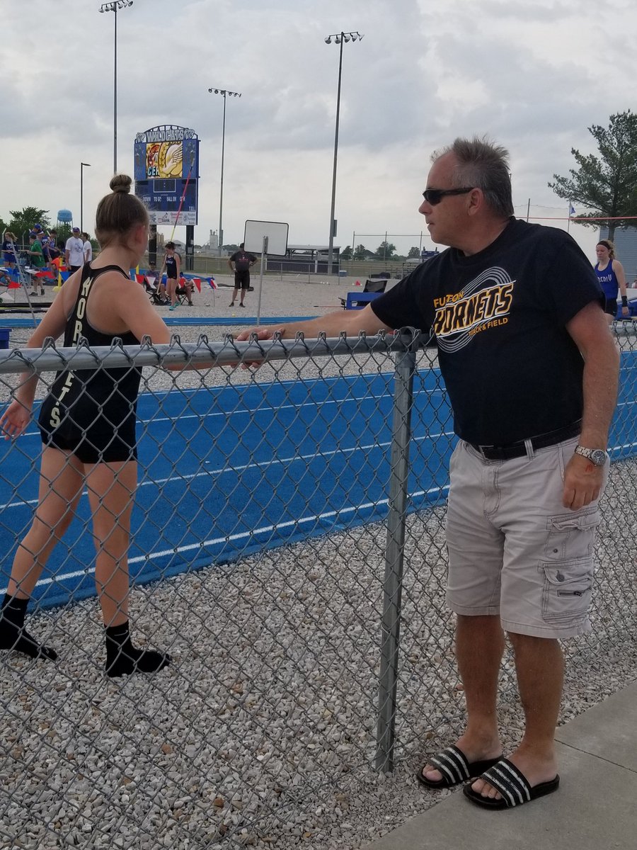 PR vault of 8'3! Bake's season will be finished on a strong personal best!