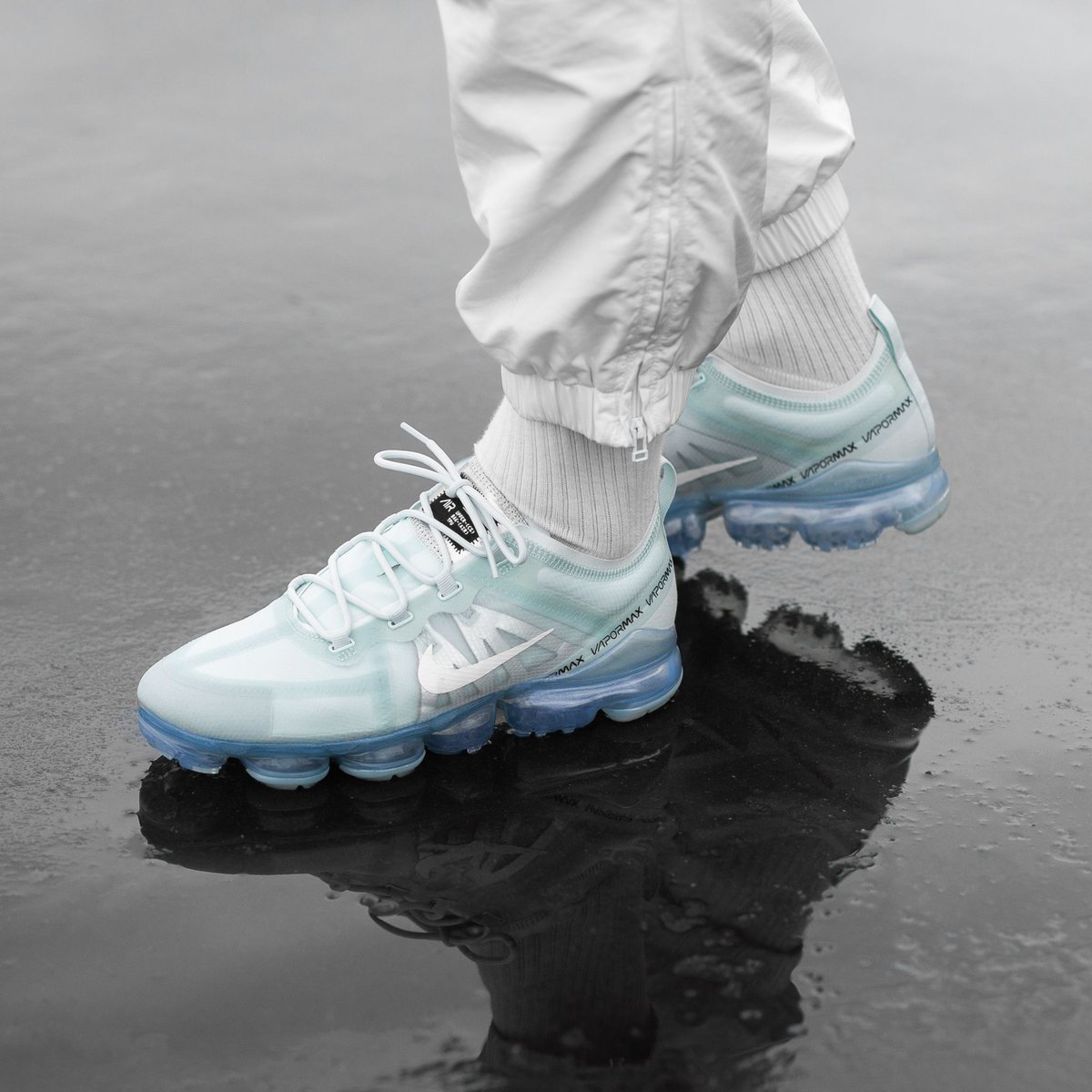 nike air vapormax 2019 barely grey