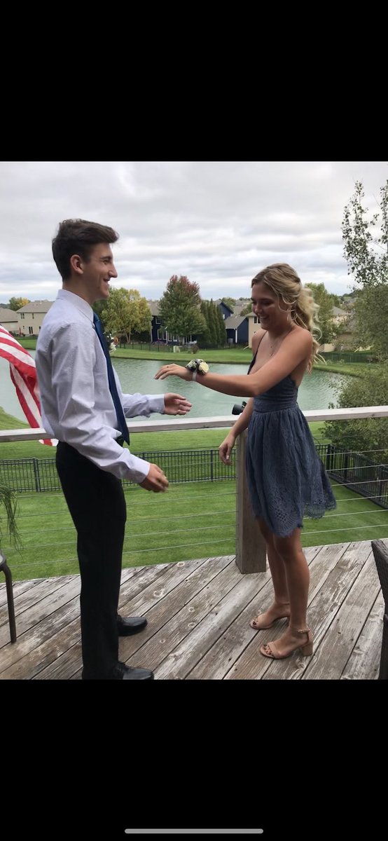 Happy bday rydog!!!! Thanks for being my bestieeee and going to hoco w me🎊 thanks for everything u do💙💙