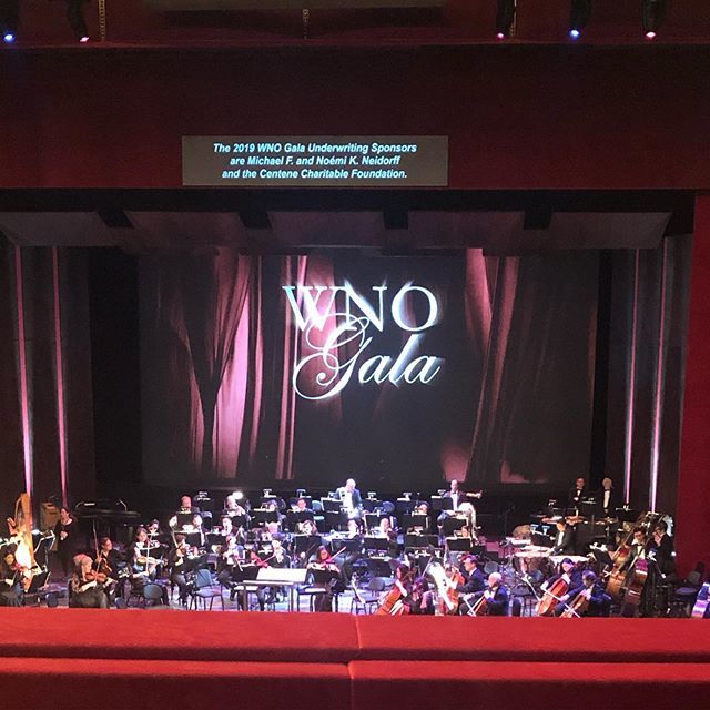 imceuen's tweet photo. First time in a box seat EVER! Toi toi toi to @heldenmommy @solomanhoward, Latonia Moore, and everyone involved in the Washington National Opera Gala!!!So excited to be here honoring the great John J. Pohanka #wnogala #wnogala2019 #dcopera https://t.co/fjyDF2uSLQ https://t.co/BqZBIpZe4s