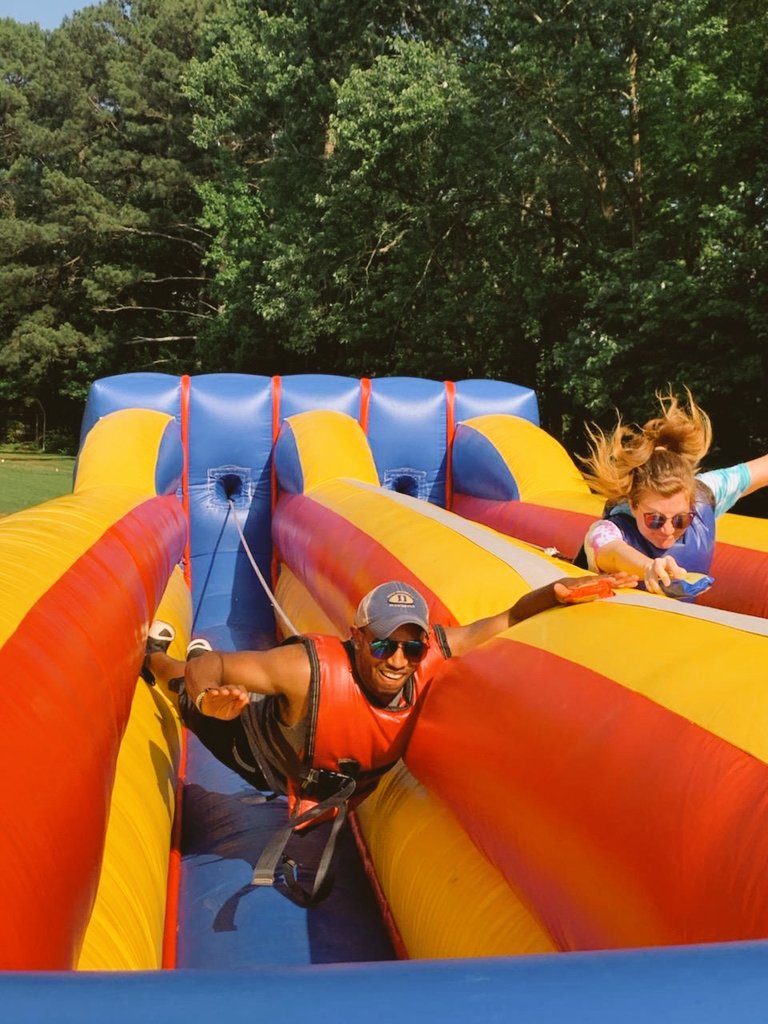 fusionsportsatl's tweet photo. Serious play time at #tkrfieldday #atlplayshere #adultsatplay #socialsports https://t.co/klJzaIMMtz