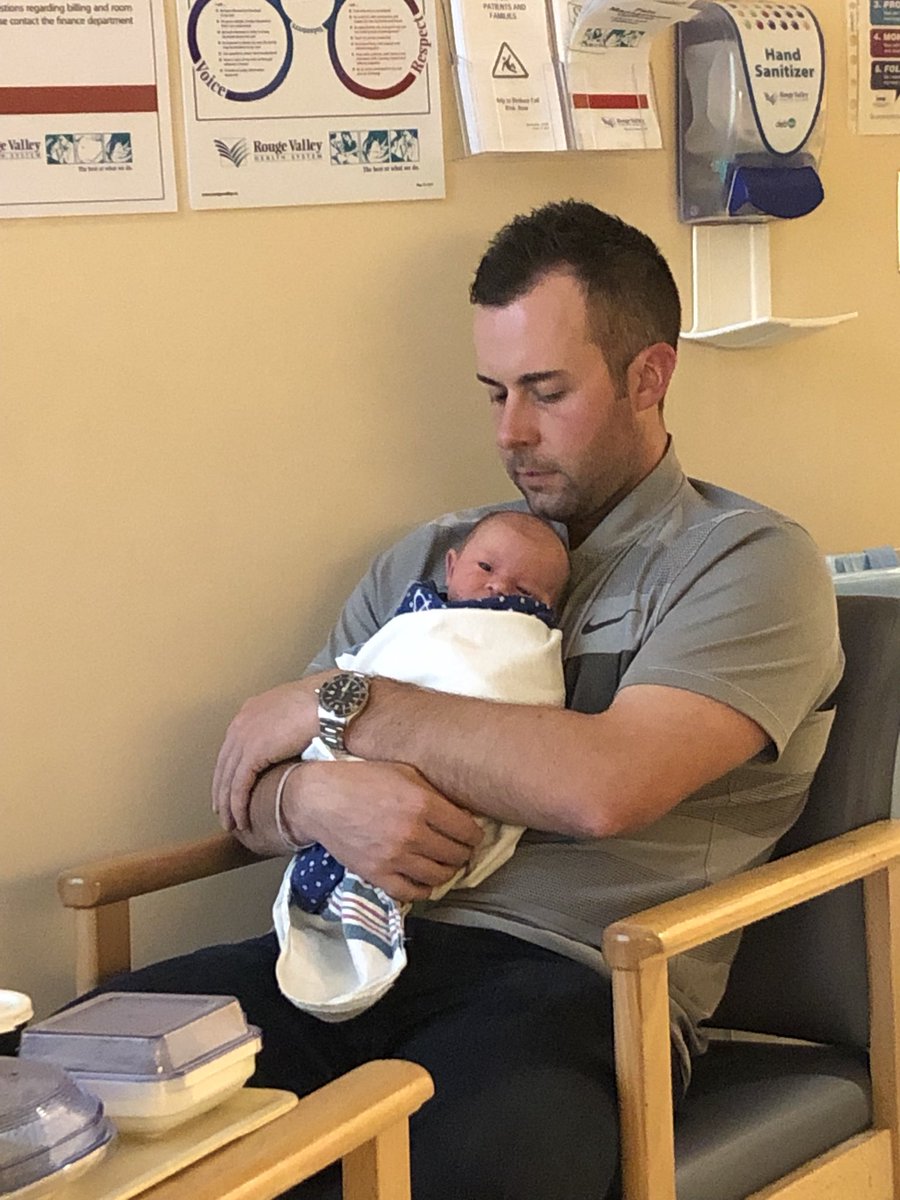 snetsy_88's tweet photo. Welcome Rory James Snetsinger. You’re a keeper! https://t.co/aLxQXnsfR4