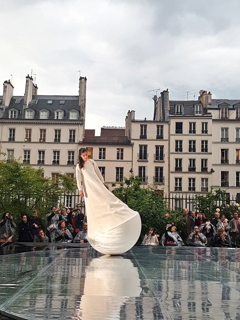 Parisian touch tweet media