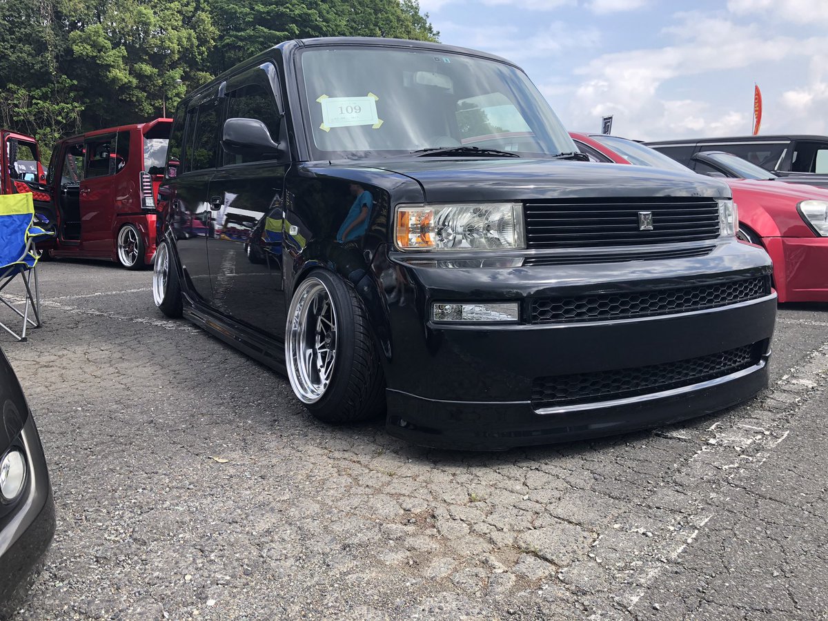 boro0823's tweet photo. 外装･足回りフルリメイクしてScale杯に遊びに来ました🙋‍♀️(まだまだ甘い所もありますが…笑)
細かい事書くとキリがないので実際に見てみてください♪

外装  チャレンジボディ
足回り PIT IN NEGISHI https://t.co/lGJQdoSZfu