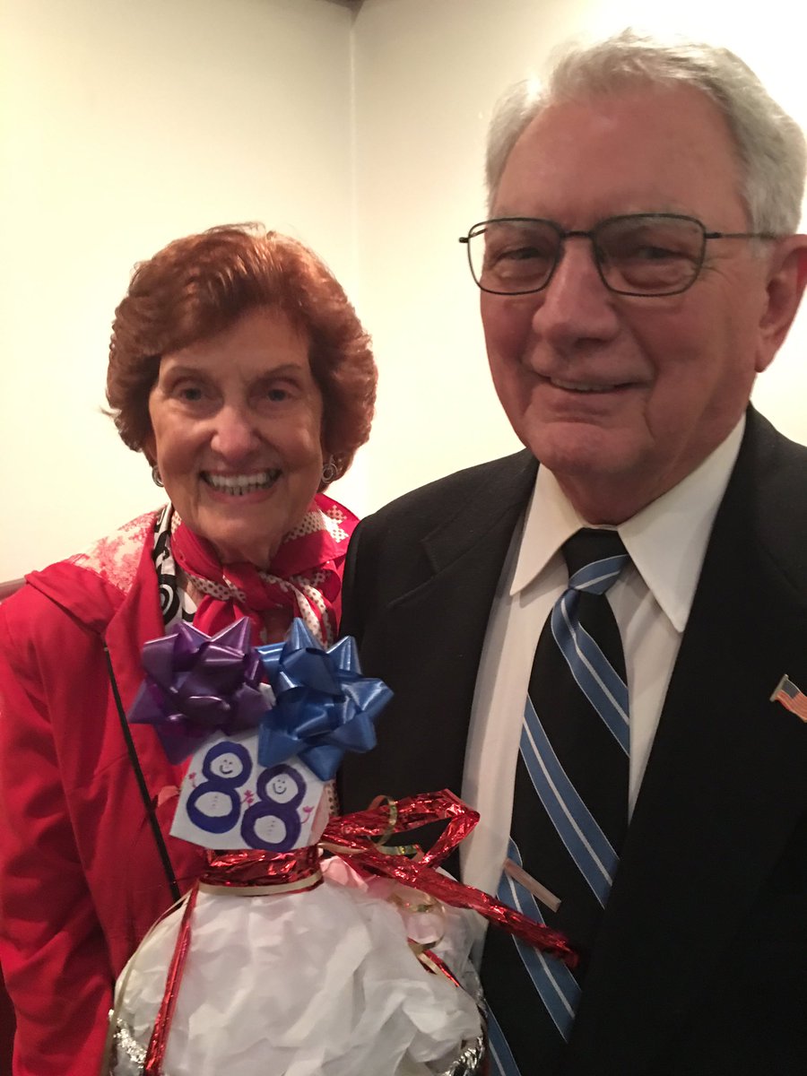 Congrats to Gpa Bill on double snowmen! 🎊🎊🎉🎉