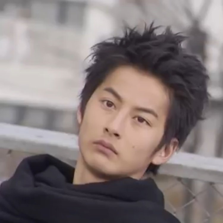 あミール澪 仮面ライダー電王 カイ ウルトラマンオーブ クレナイガイ 両方これ石黒さんがやってたんだ あミール澪 仮面ライダー電王 カイ ウルトラマンオーブ クレナイガイ 両方これ石黒さんがやってたんだ