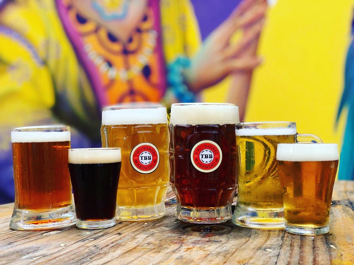 TwoBarrelBrew's tweet photo. Drink what you craft and love what you do #twobarrelbrewery #valledeloschillos #sangolqui #ecuador #valluno #cervezaartesanal #tbb #tbbvalluno #drinkwhatyoucraft #brewerspath #taproom #brewpub #beerstagram #beerlover #skol #beergarden #restaurante #craftbeer #lacerveceriavalluna https://t.co/D3mFuyDNv1