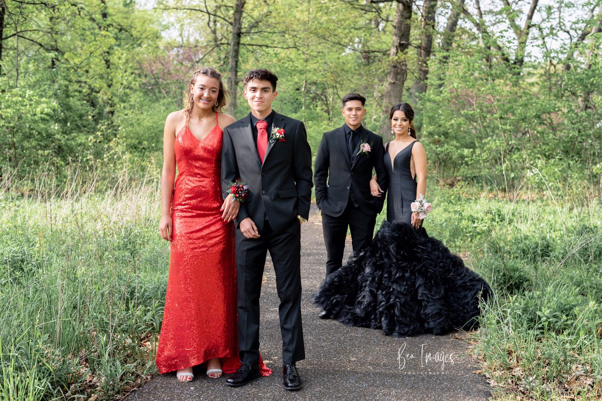 beaimages's tweet photo. Sneak Peek 👀...@EMChargers prom night 🤩 @ricardoavila110 @fernandezzjack @michaelaruth10  #Prom2019 #prom2k19 #promdress #prommakeup #glam #elkhartmemorialprom #beaimages https://t.co/7ZgU4vvMg3