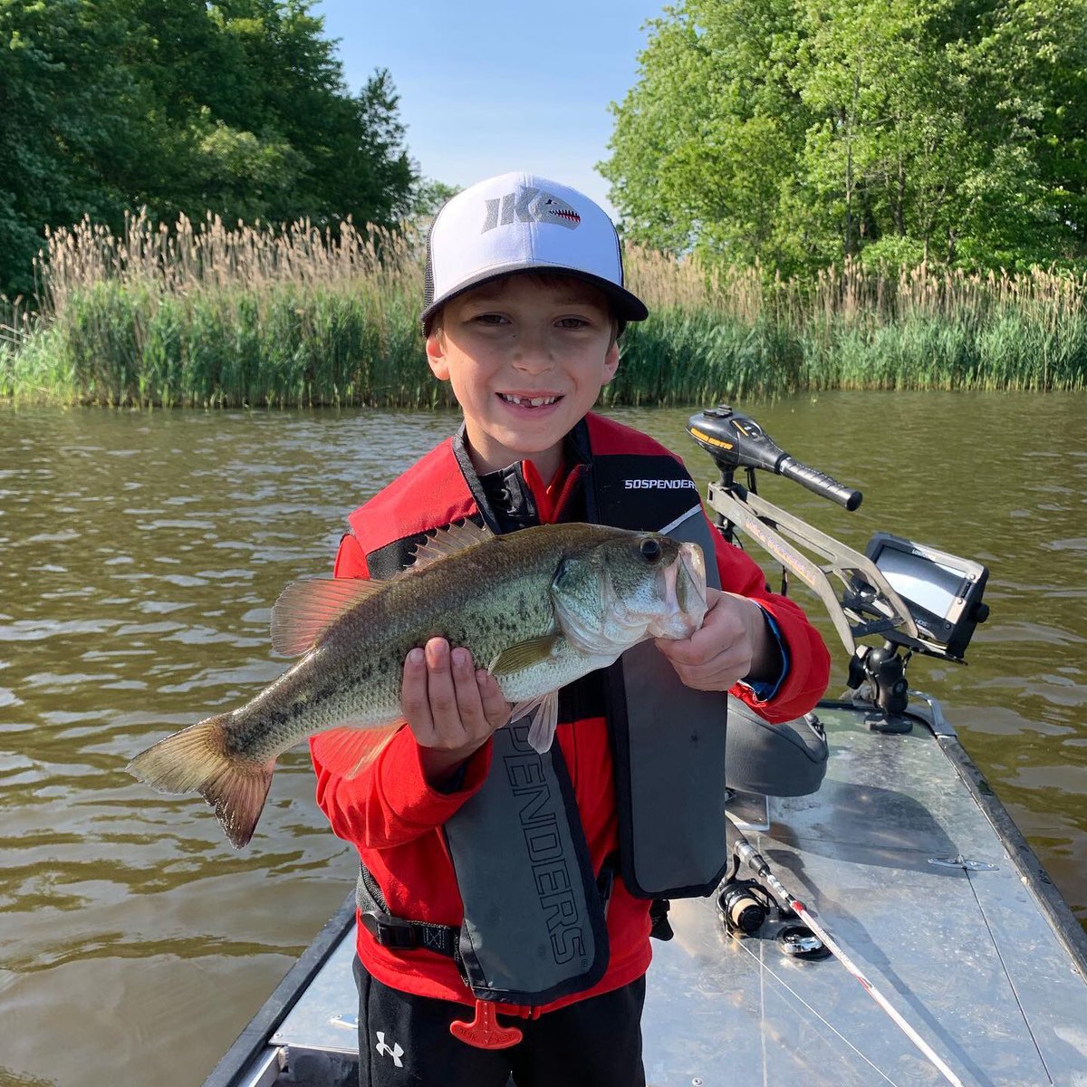 mike_Iaconelli's tweet image. So super proud of this kid! At 8 years old, Vegas fished his first tournament today and ended up in second place! He worked hard, made good decisions, and most of all he had FUN! Also a BIG shout out to his boat captain who also happens to be his mom! @Beckanelli #getkidsfishing