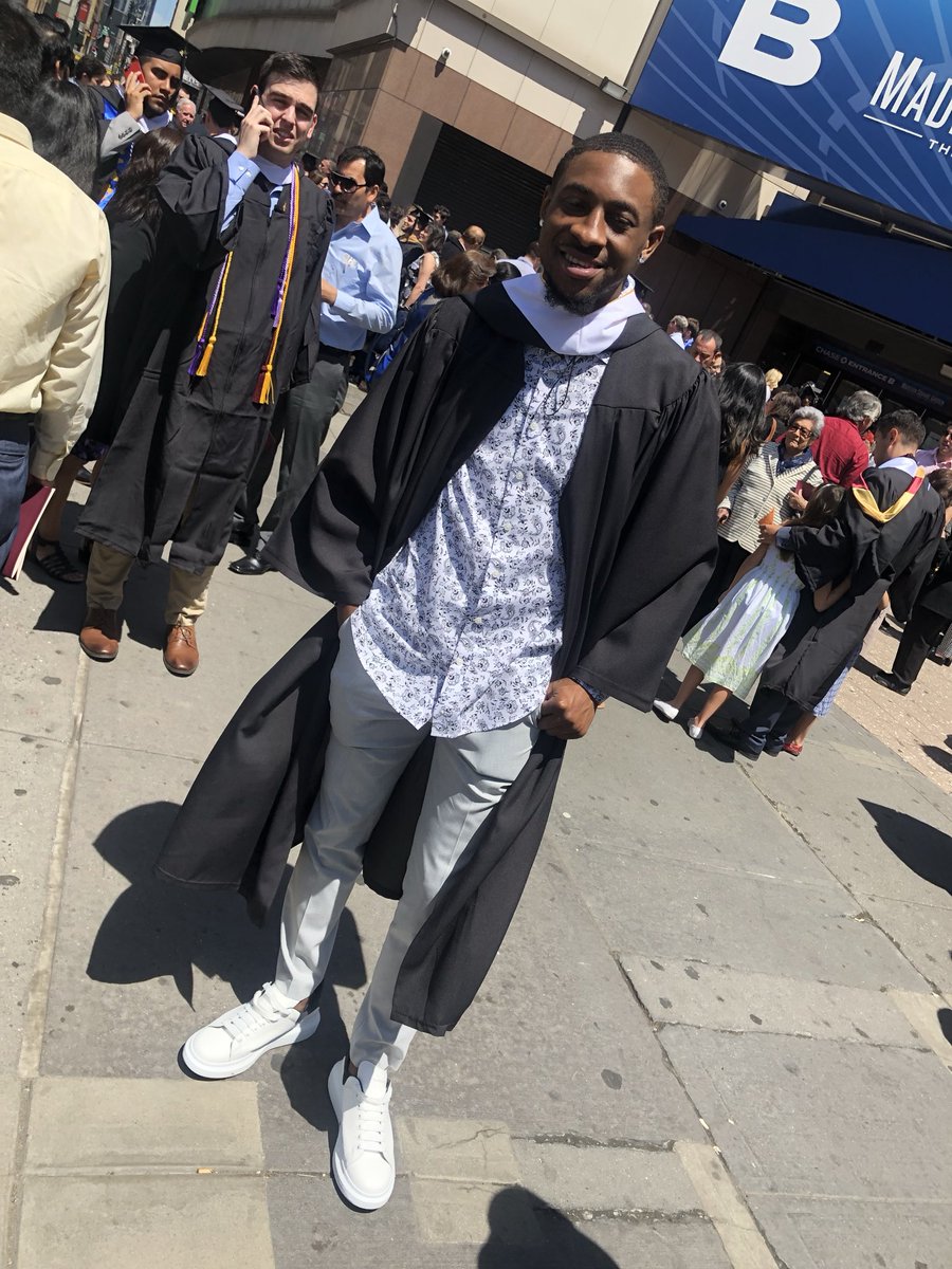 IonaGaelsMBB's tweet photo. Congrats to our #IonaGrad @RickMcGill_0!   

An amazing four years.  The only @MAACHoops performer ever with 🏆🏆🏆🏆.   A record that can never be broken, only tied.

And now a college degree. 

Thank you Rickey! https://t.co/l9SRkF26Lv