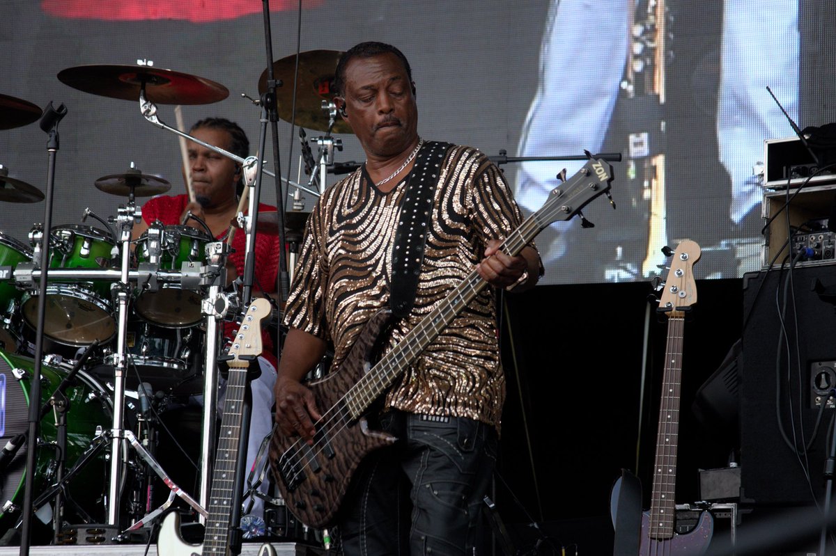 RMX radio tweet media