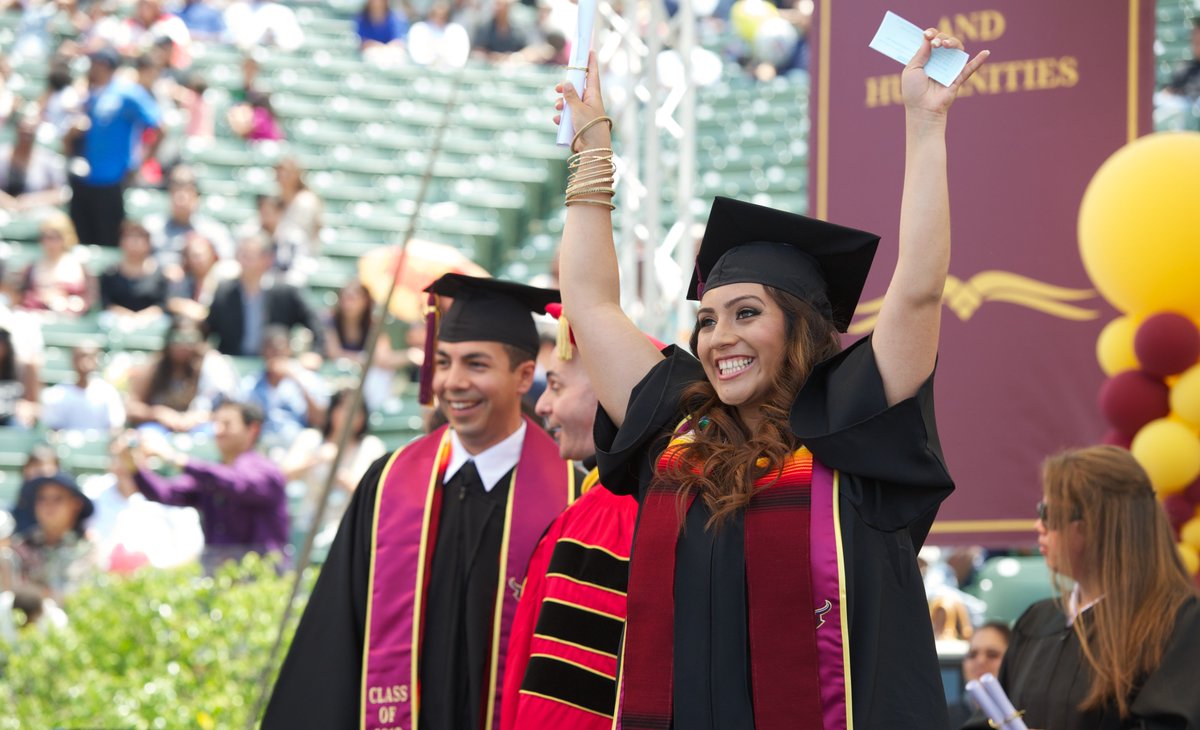 calstate's tweet photo. "Oh the places you'll go..." Congratulations to the graduating class of 2019 at @DominguezHills! We hope your next adventure takes you to amazing places! ππ #csudhgrad19 https://t.co/W4b8oEJe2Y