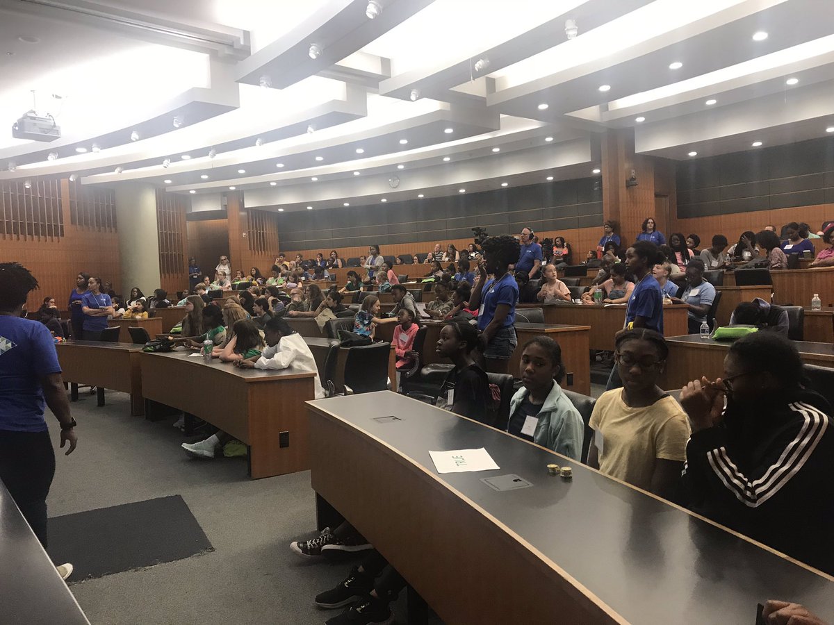 TriangleWiSTEM's tweet photo. On average, STEM careers yield high salaries. At Girls STEM Day @ @DukeU girls learned how to accumulate and manage money. We advise getting an education, working hard & smart, & taking advantage of compound interest. #TriWiSTEM #GIRLSSTEMDAYDUKE #TRIGIRLSTEM https://t.co/Igh3Re6xow