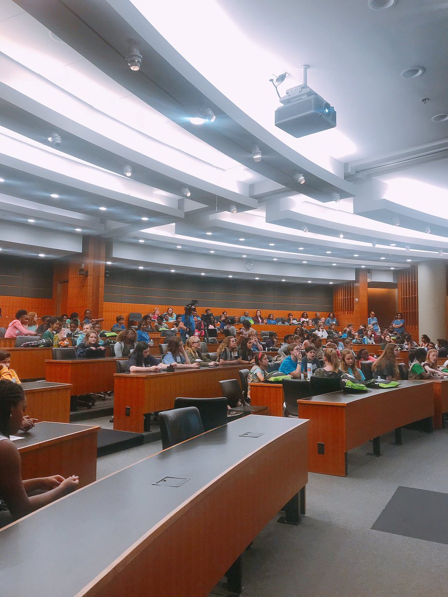 TriangleWiSTEM's tweet photo. On average, STEM careers yield high salaries. At Girls STEM Day @ @DukeU girls learned how to accumulate and manage money. We advise getting an education, working hard & smart, & taking advantage of compound interest. #TriWiSTEM #GIRLSSTEMDAYDUKE #TRIGIRLSTEM https://t.co/Igh3Re6xow