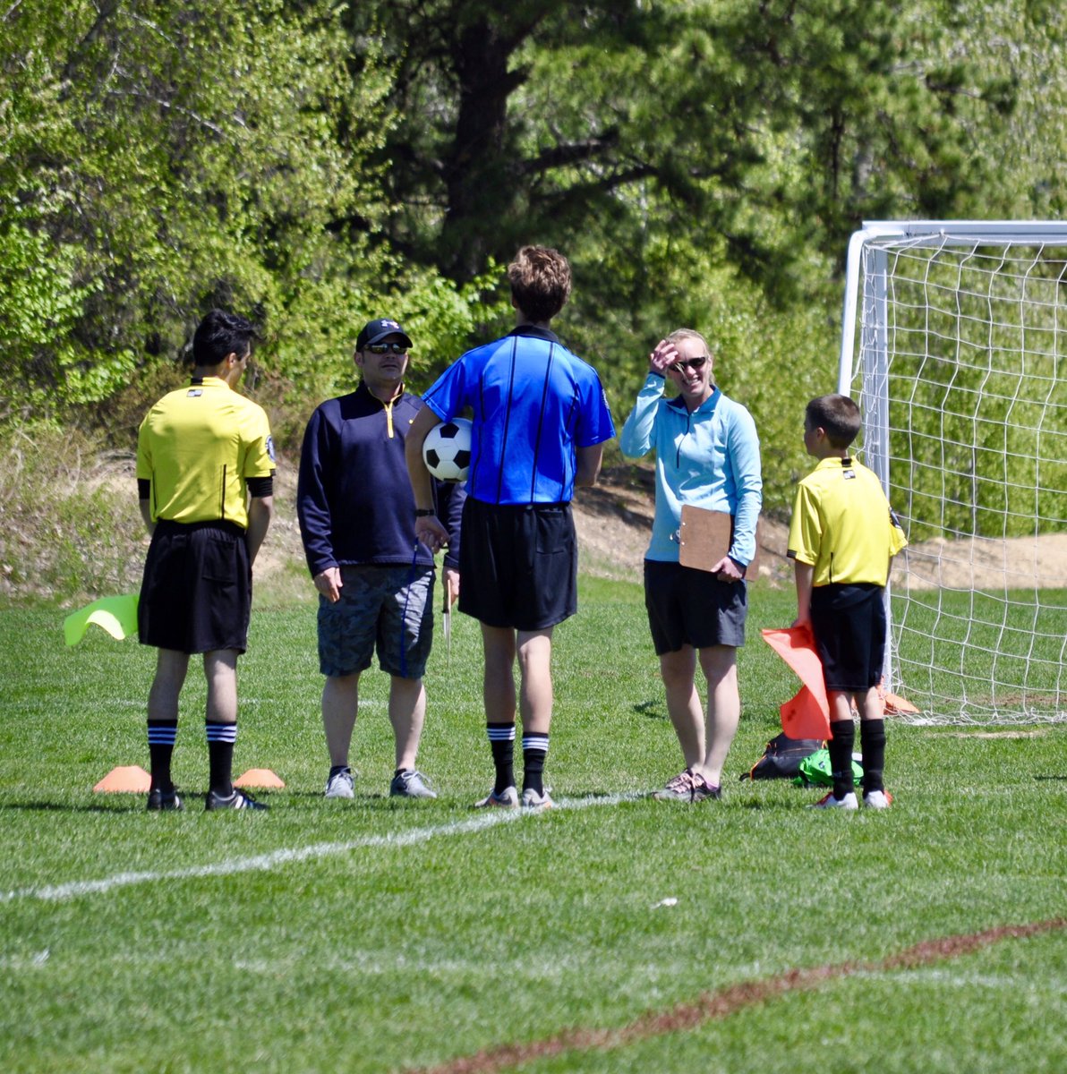 jlo5150's tweet image. First game as a patched official, AR duty #soccer #gettingpaid #fieldgeneral .@djdhear #condog24