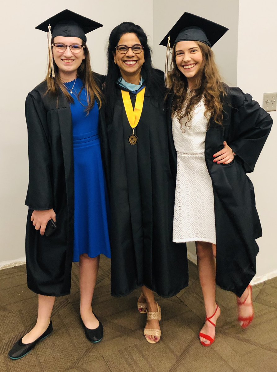 SuchetaThomas's tweet photo. #Classof2019 #Vipers #VerradoHighSchool https://t.co/bTvyE3rpML