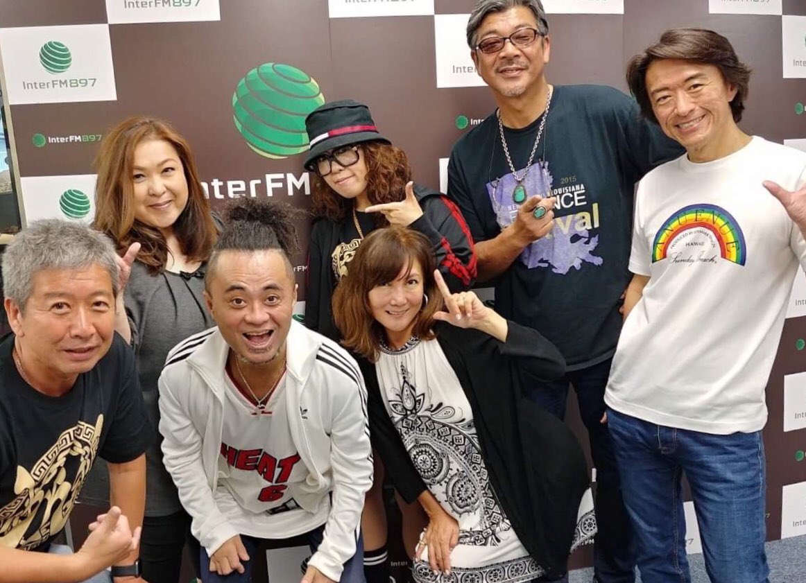 WODDYFUNK's tweet photo. インターFM「 RADIO DISCO」出演して来ました^_^ 
アメブロ更新〜
https://t.co/lTAIKRUsHW

#interfm897
#インターfm
#radioshow
#radiodisco
#djオッシー
#djosshy
#亀井佐代子
#talkbox
#トークボックス
#adidas
#cazal
#disco
#ディスコの日
#funk
#ファンク
#hiphop
#peaceunityloveandhavingfun https://t.co/9MiZnjfSeR