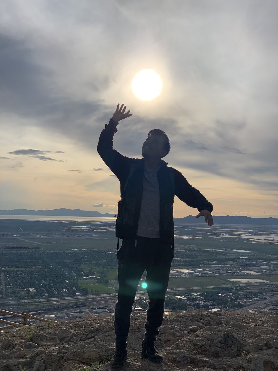 ___itslos's tweet image. Worked my ass off for views like this and can no one take that away from me🏔