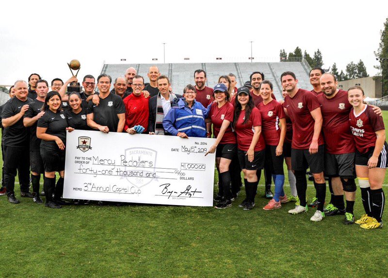 MayorMcCarty's tweet photo. Loads of fun to play bi-partisan soccer this week in the 3rd Annual #CapitolCup. More importantly, great to help raise $40K+ for #MercyPedalers. And the North won! https://t.co/A244TB1xxj