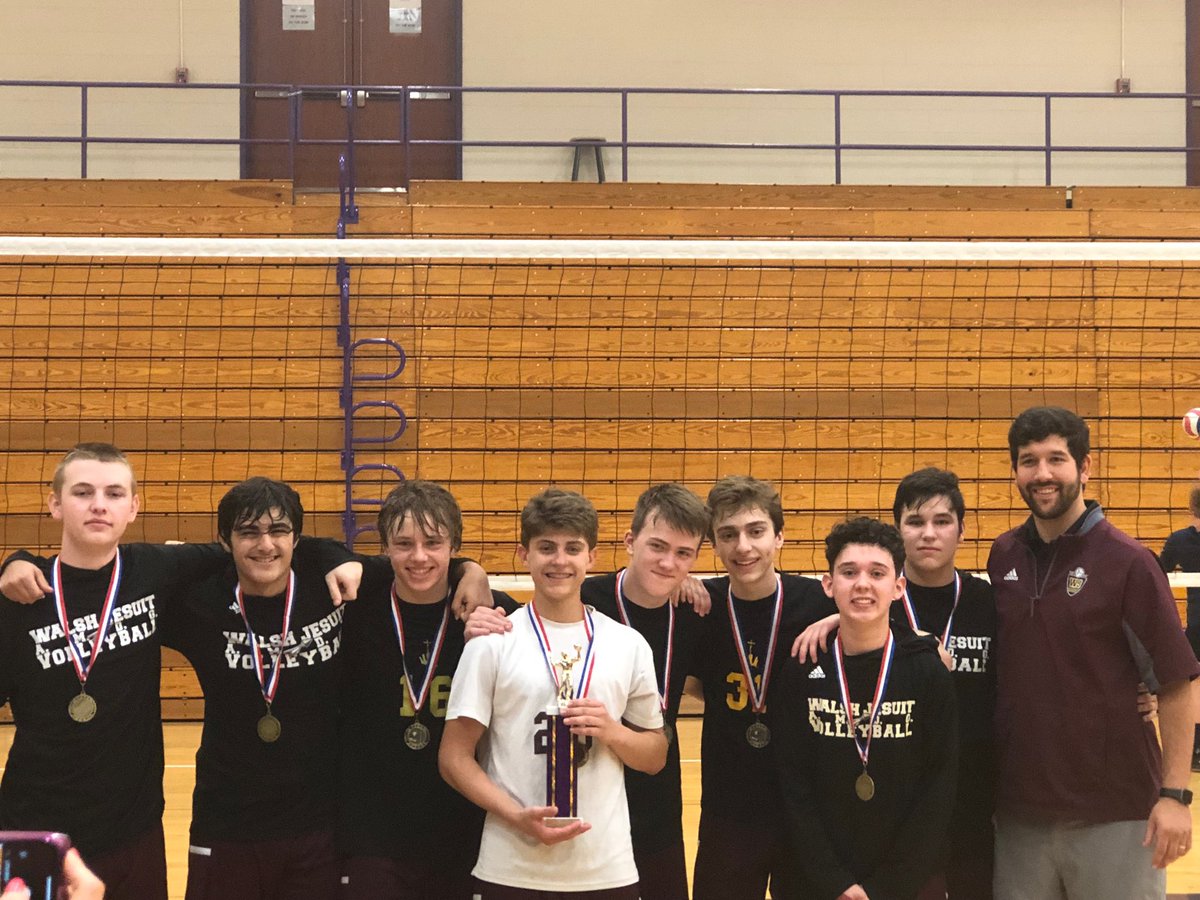WJMensVball's tweet image. Great Day for our JV Warriors at the end of the year JV Tournament. The team split, and combined to go 5-1 today! The Gold team finishing 2-1 for a 5th place finish and our Maroon team going 3-0 and winning their bracket! Our future is bright! #GreatProcess #GreatCulture