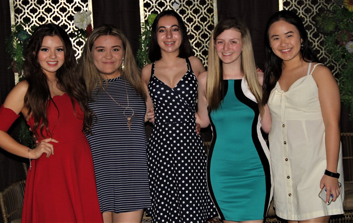 Leadership_KHS's tweet photo. @KennedaleStuCo @khskeyclubto End of the year banquet. We had a lot of fun! @urkhsprincipal @MichaelDCagle @kennedaleisd https://t.co/WgC6SyG1RG