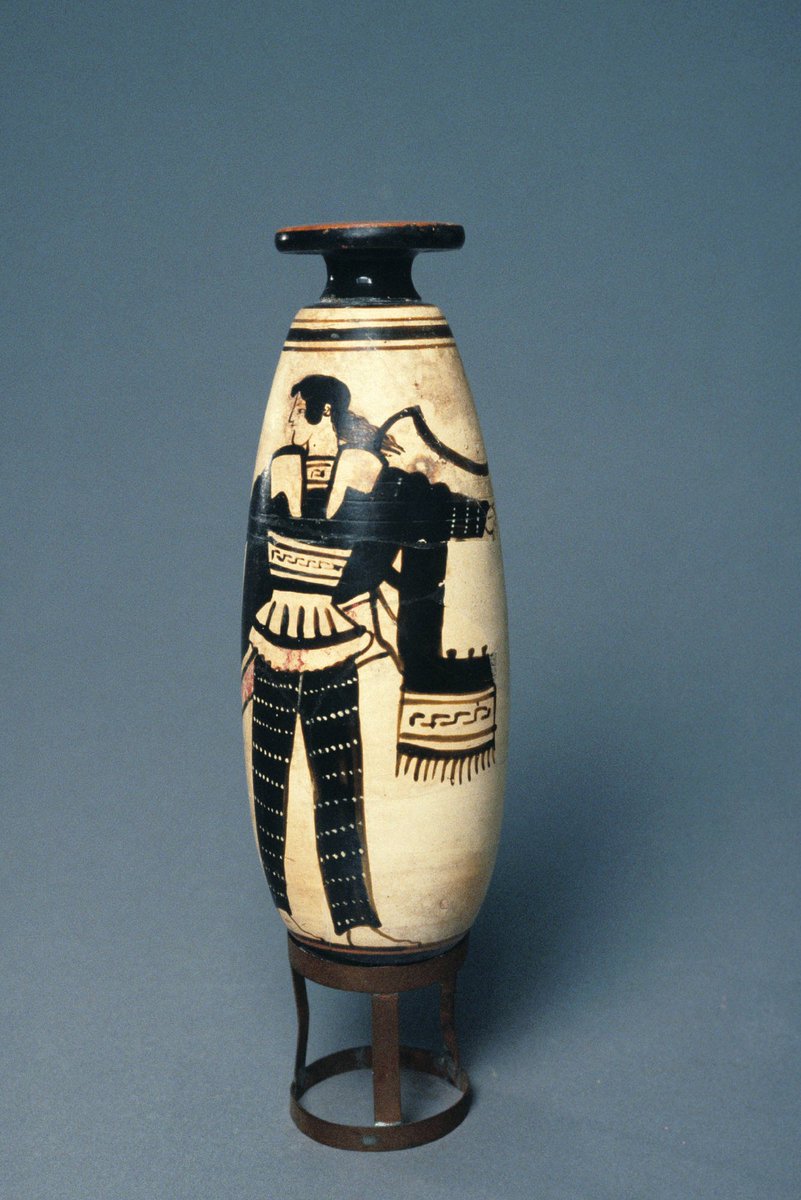 amayor's tweet photo. #AncientAmazon wore pants! https://t.co/p4tWHmoDgS