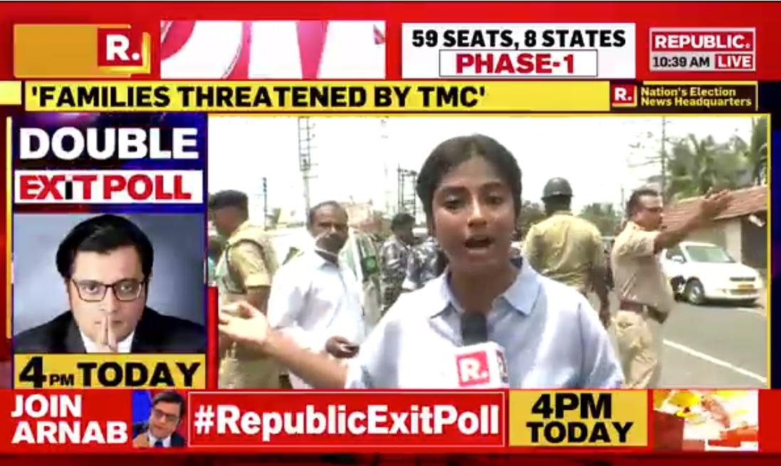 RoshanSdrprop's tweet image. #LokSabhaElections2019 
#7thPhasePoll 
Blocked from voting by TMC workers, about 100 voters protest in Bashirhat, West Bengal.