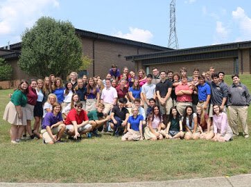 merrolhydehawks's tweet photo. Congratulations to the class of 2019 https://t.co/FI5sr0aFId