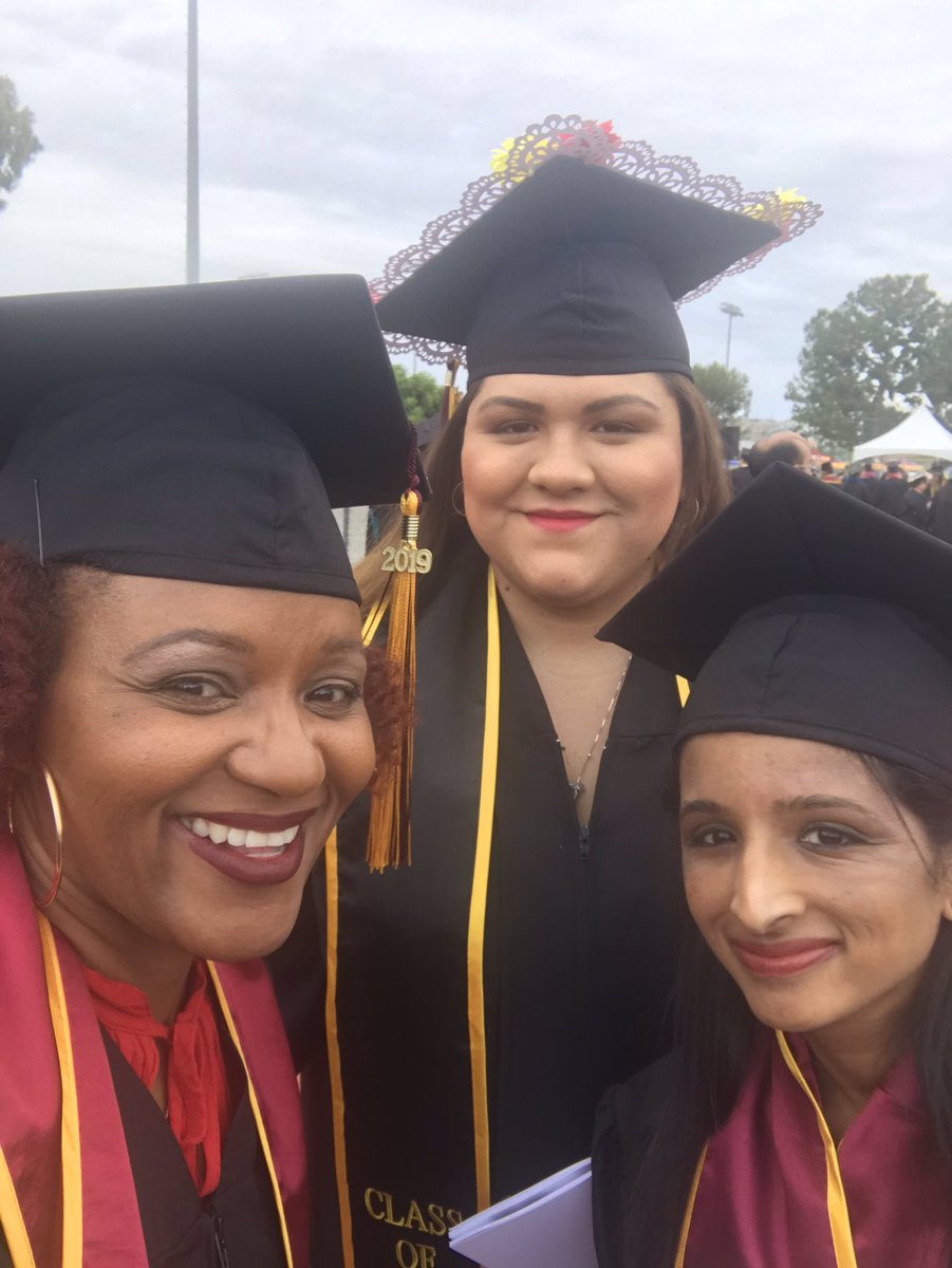 abikewill's tweet photo. Amazing day!!! #CSUDHGRAD19 #CSUDHAlum https://t.co/PMA5P8Mk5L