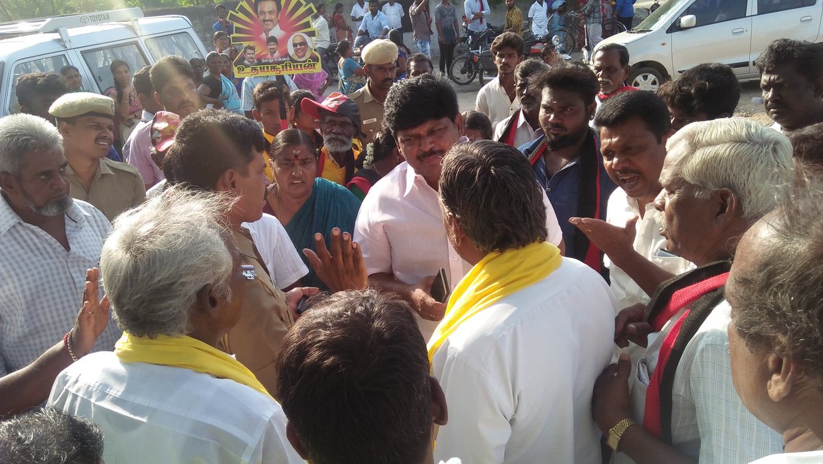 nanniyur's tweet photo. வாக்குச்சாவடி எண் 175..@mkstalin @arivalayam @DMKITwing @jothims @Anbil_Mahesh @jothims @Udhaystalin https://t.co/LxGwhMce4a
