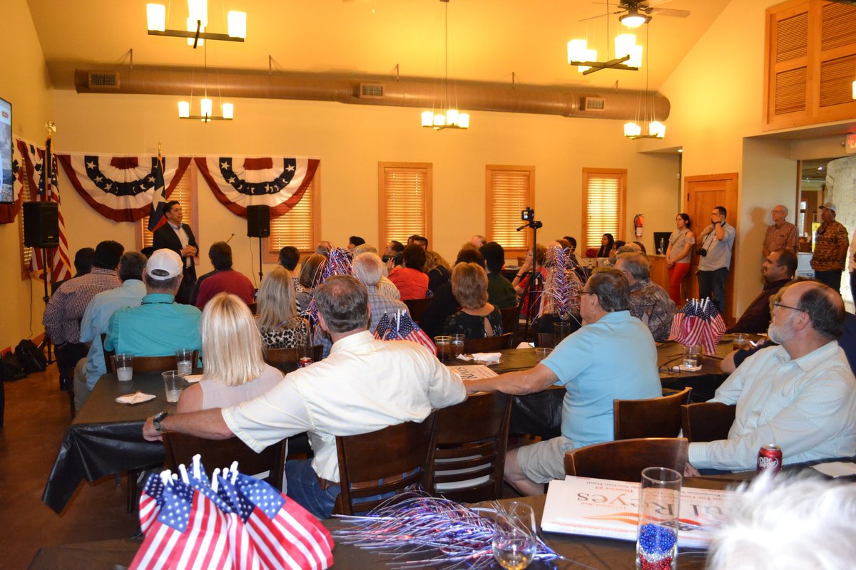RaulReyesJr's tweet photo. Raul Reyes @Raul4Congress We are out the gate and ready to speak to the citizens of Texas CD-23. Friday night in Castroville was a return to the great American tradition of citizens sitting in a room talking about critical issues. 100+Standing Room Only #vote4raul #raul4congress https://t.co/7upNaLROzE