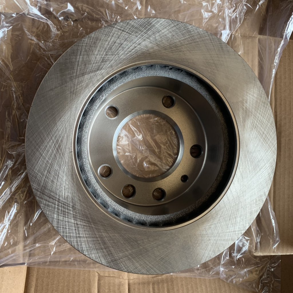 DimiAuto's tweet image. Reliable quality, Durable trust ! for truck and van parts , welcome to contact us to save your purchasing cost ! 😊😊dimiauto.com