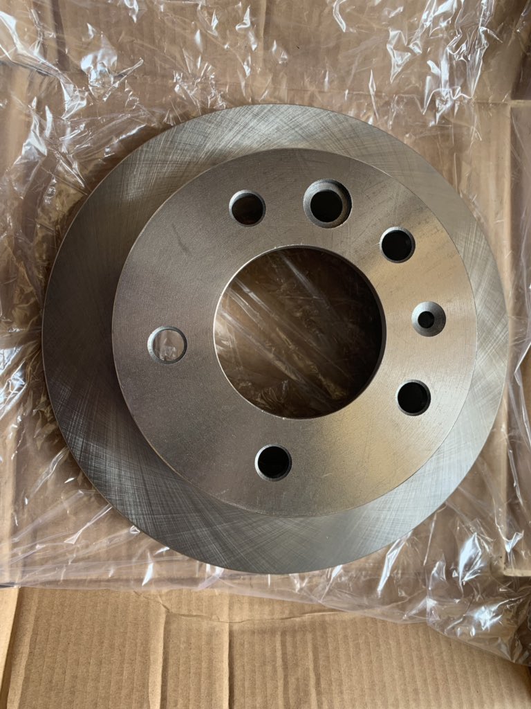 DimiAuto's tweet image. Reliable quality, Durable trust ! for truck and van parts , welcome to contact us to save your purchasing cost ! 😊😊dimiauto.com