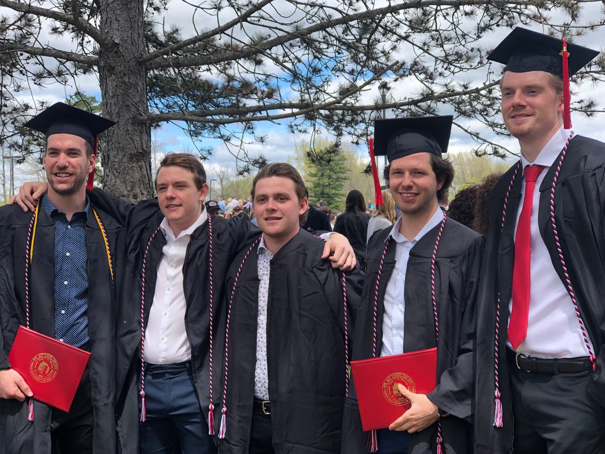 nataliesloan7's tweet photo. It’s been so great watching these boys play last 4 years. Congrats guys. On to great things. #plattsgrad #cardinalhockey #plattsburgh https://t.co/kxlDGUc6Lv