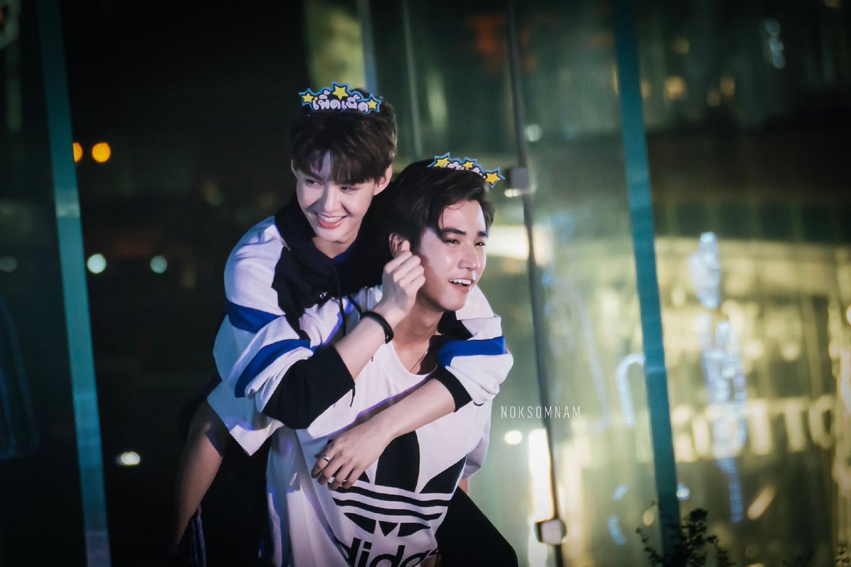 Shuang1202's tweet photo. I prefer having your accompanying for life-long time to the short-time tenderness.
PerthSaint ❤️🐯🐉
cr.logo-PerthSaintChinese
#HeyDayxPerthSaint https://t.co/CRpo4poQB8