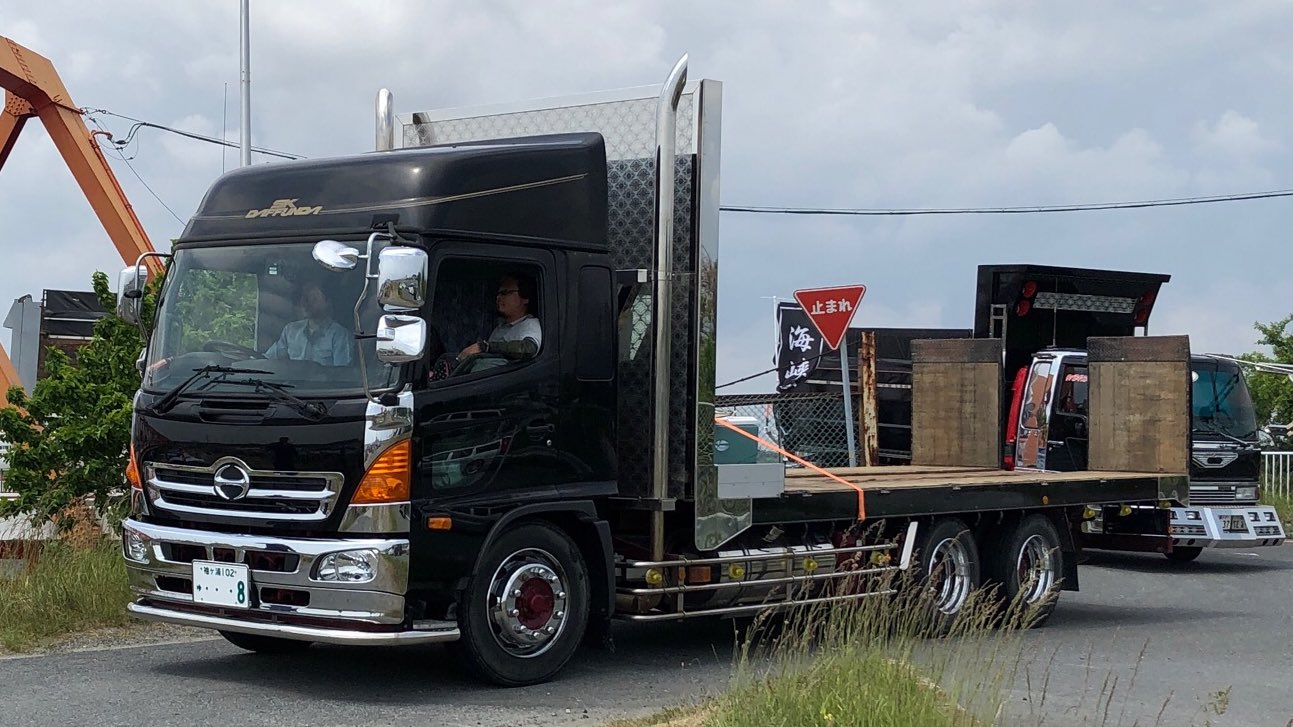 遊限会社まるげん運輸 低床セルフ大好き かっこよすぎるよー セルフ 回送車 台車 海峡道塾 デコトラ トラック野郎 T Co Pvgouhcxfd Twitter