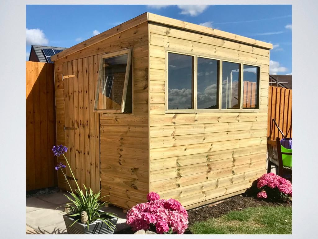Summer is finally here and that means one thing...time to get out in the Garden! Our tantalised potting shed makes the ideal space for planting and storage. Starting from just £549 they are an affordable and attractive addition to your garden 🌺 ☀️