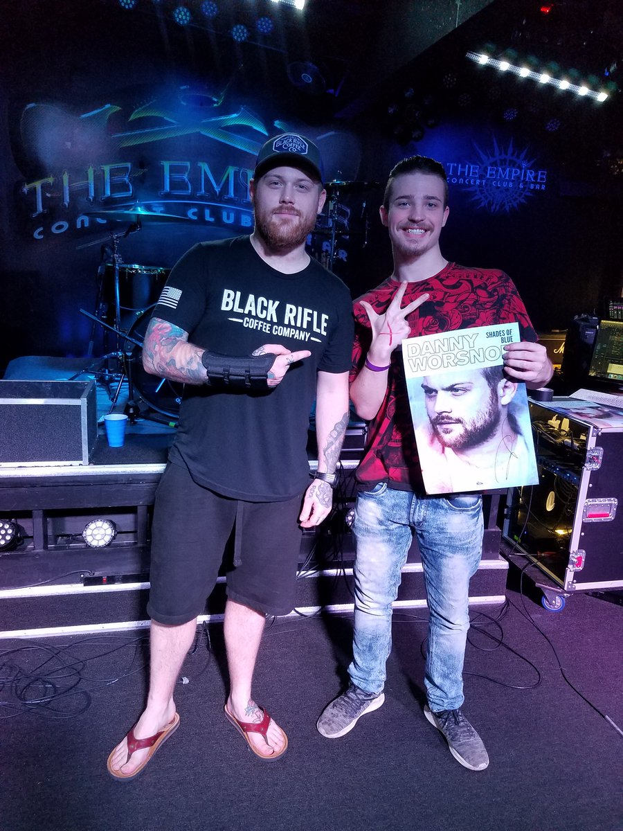 BushmanNova's tweet photo. Thanks for the amazing show @dannyworsnop it was amazing🤘🏼🤘🏼🔥🔥 https://t.co/ezWMzs8A1F